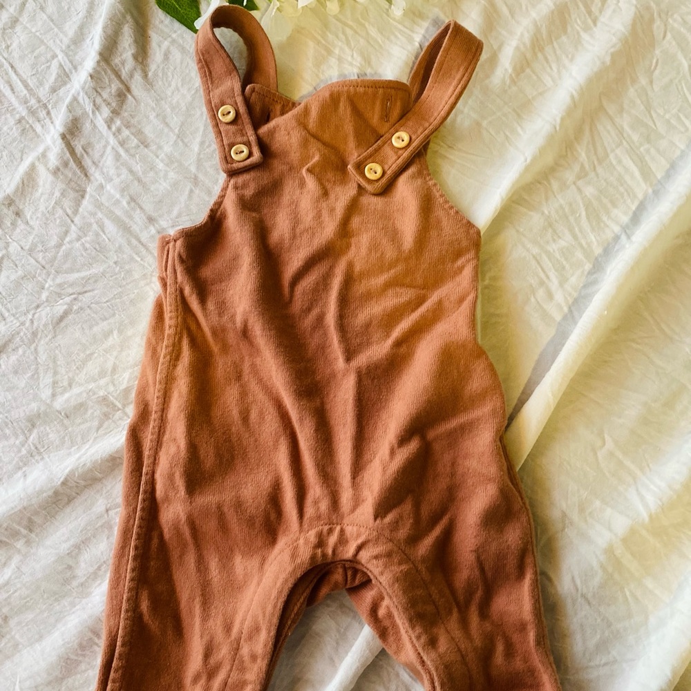 H&M baby boy orange / brown romper / overalls